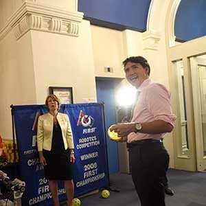 Science in Canada needs funding, not photo-ops
