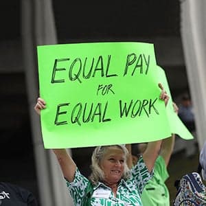 Canadian professors still face a gender pay gap
