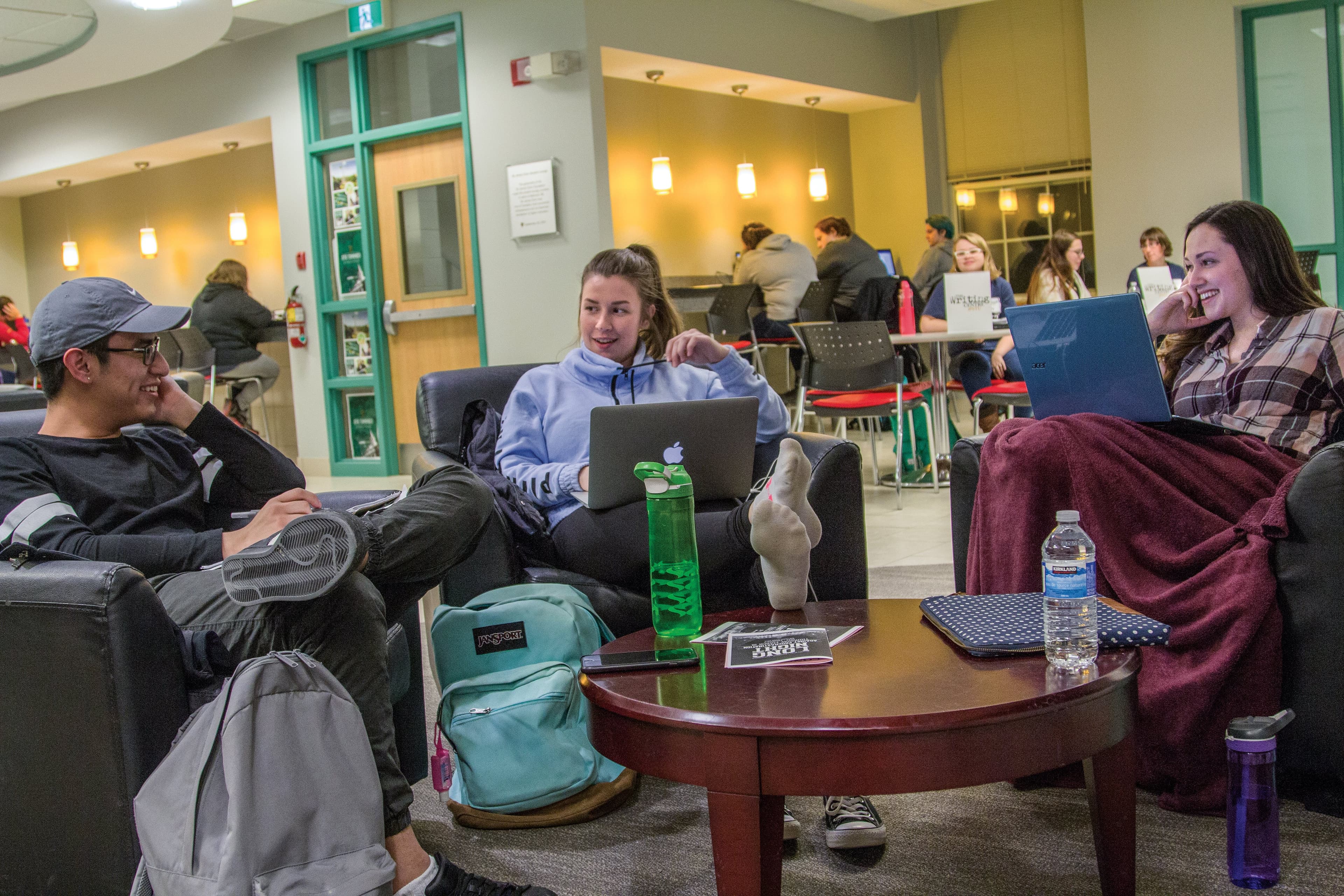 St. Thomas University: Student life on campus