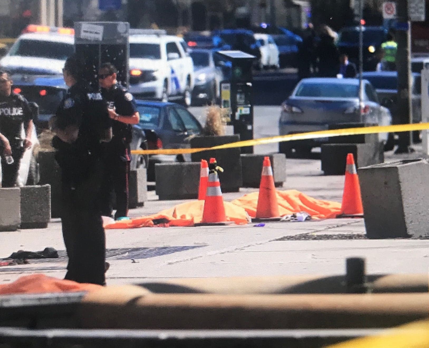 Toronto van incident near Yonge and Finch leaves 10 dead