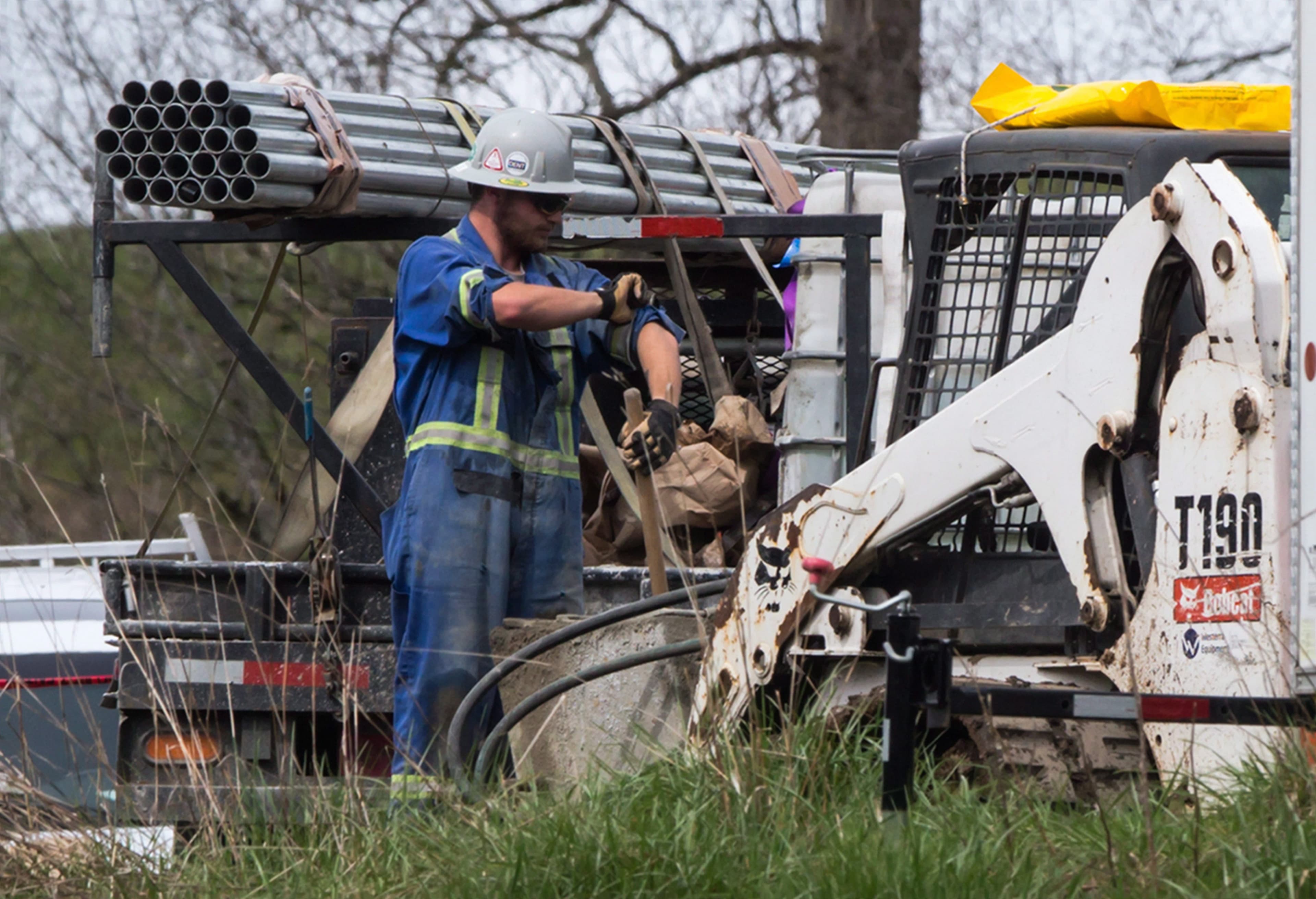 Who will build the Trans Mountain pipeline—and at what cost?
