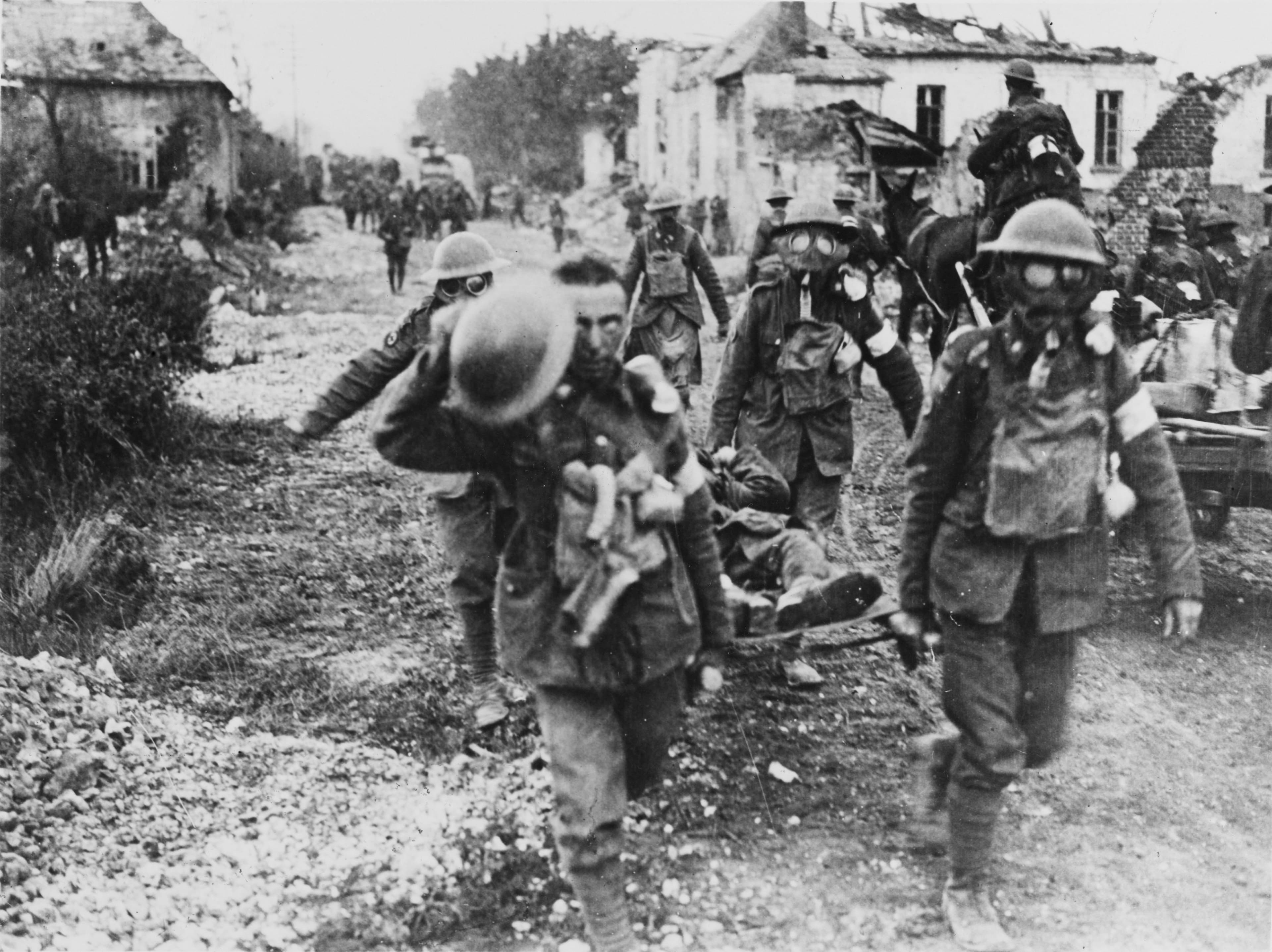 These four Victoria Cross winners showed valour. Only one survived the war.