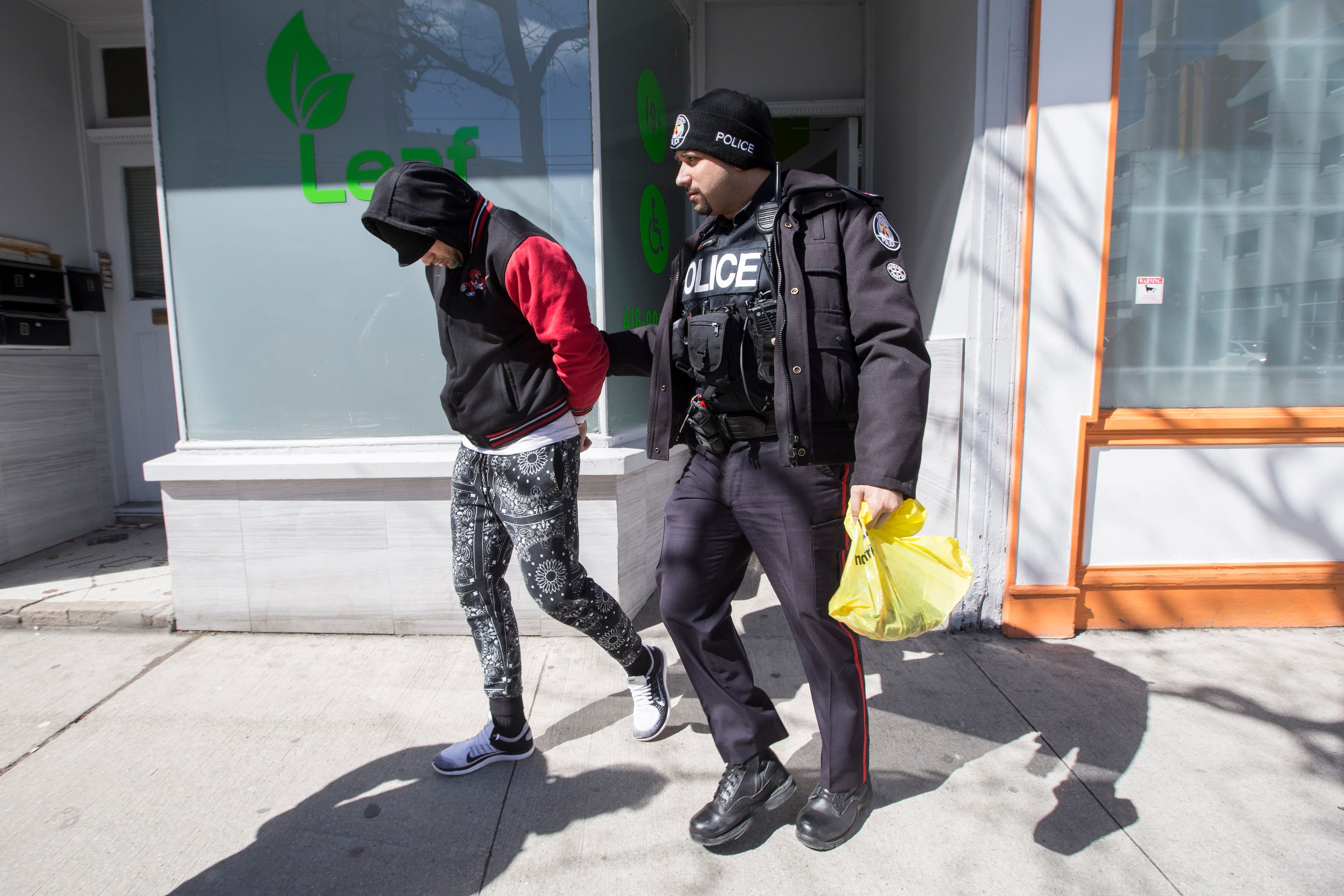 Will criminal records for pot convictions be expunged after legalization?