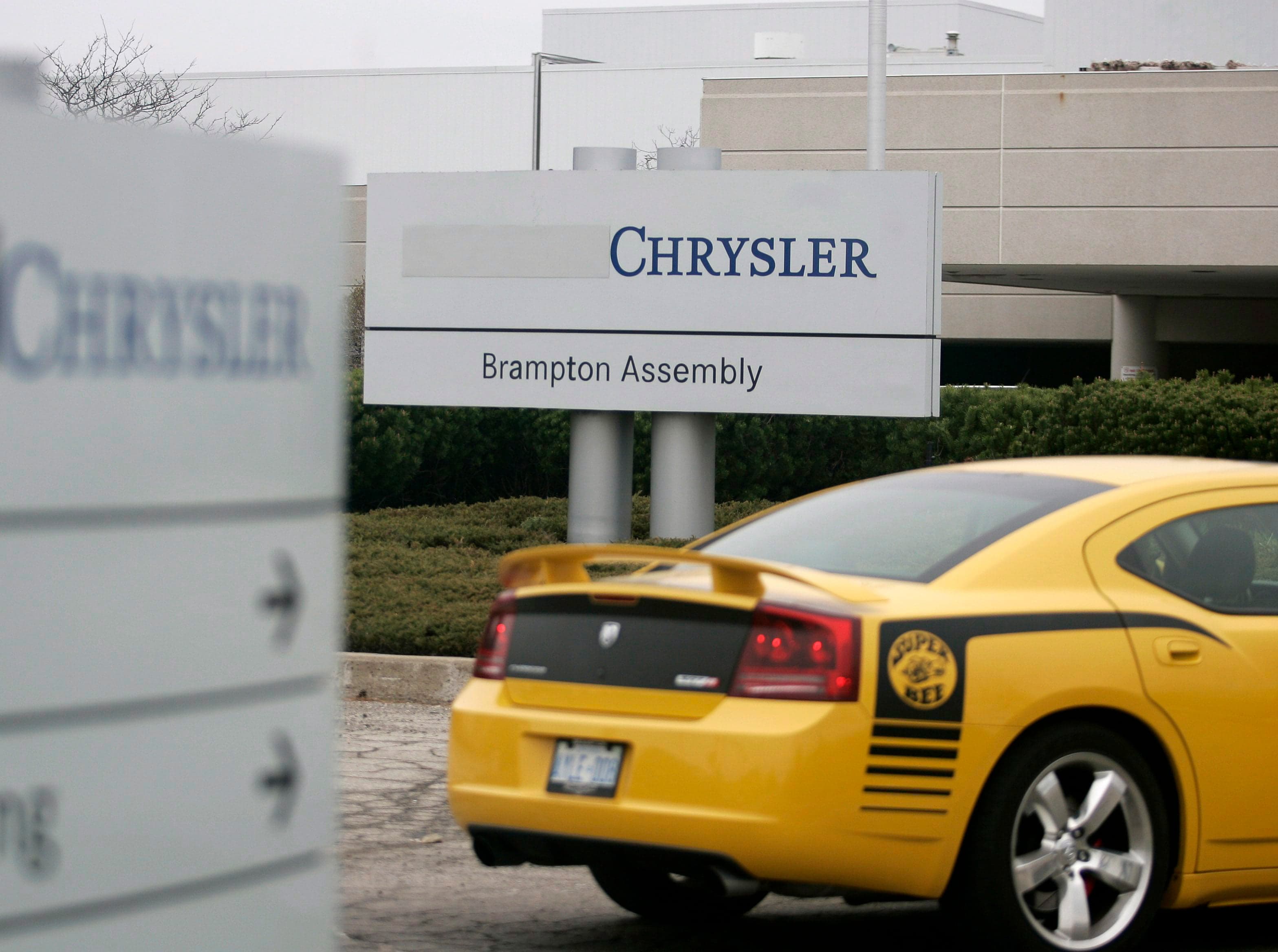 Canadian taxpayers’ secretive $2.6-billion gift to Chrysler