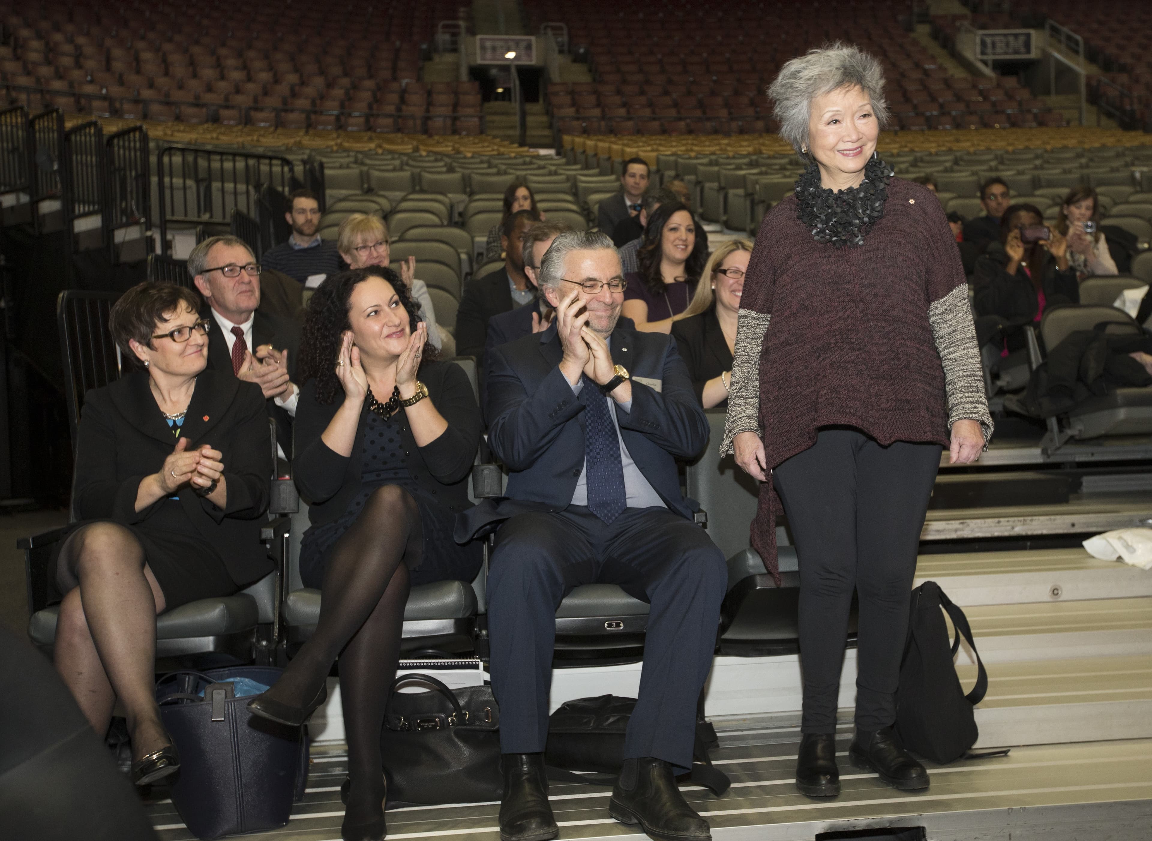 Adrienne Clarkson presents... taxpayers with a $100,000 bill for office expenses