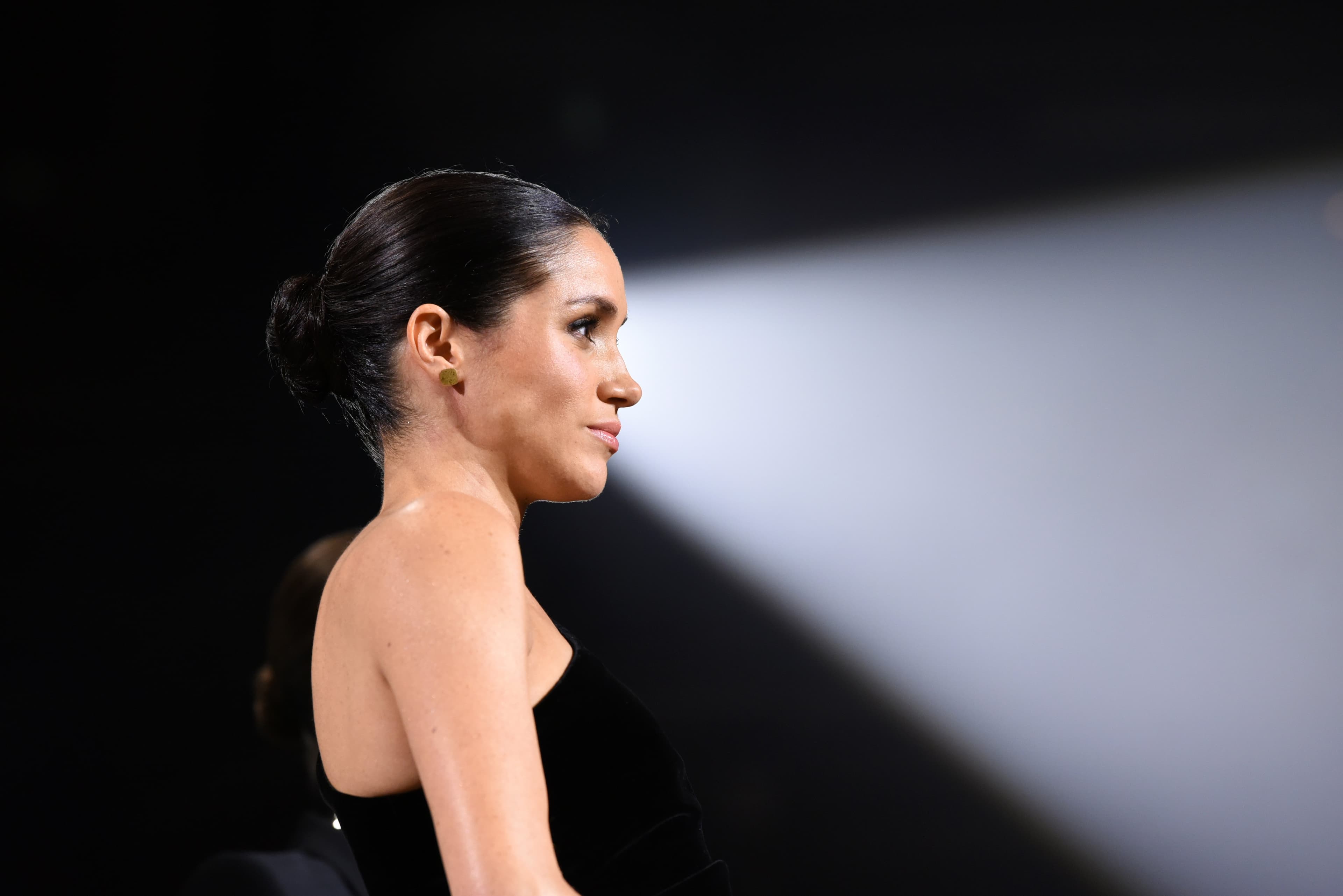 The Meghan Markle pendulum swings to the negative