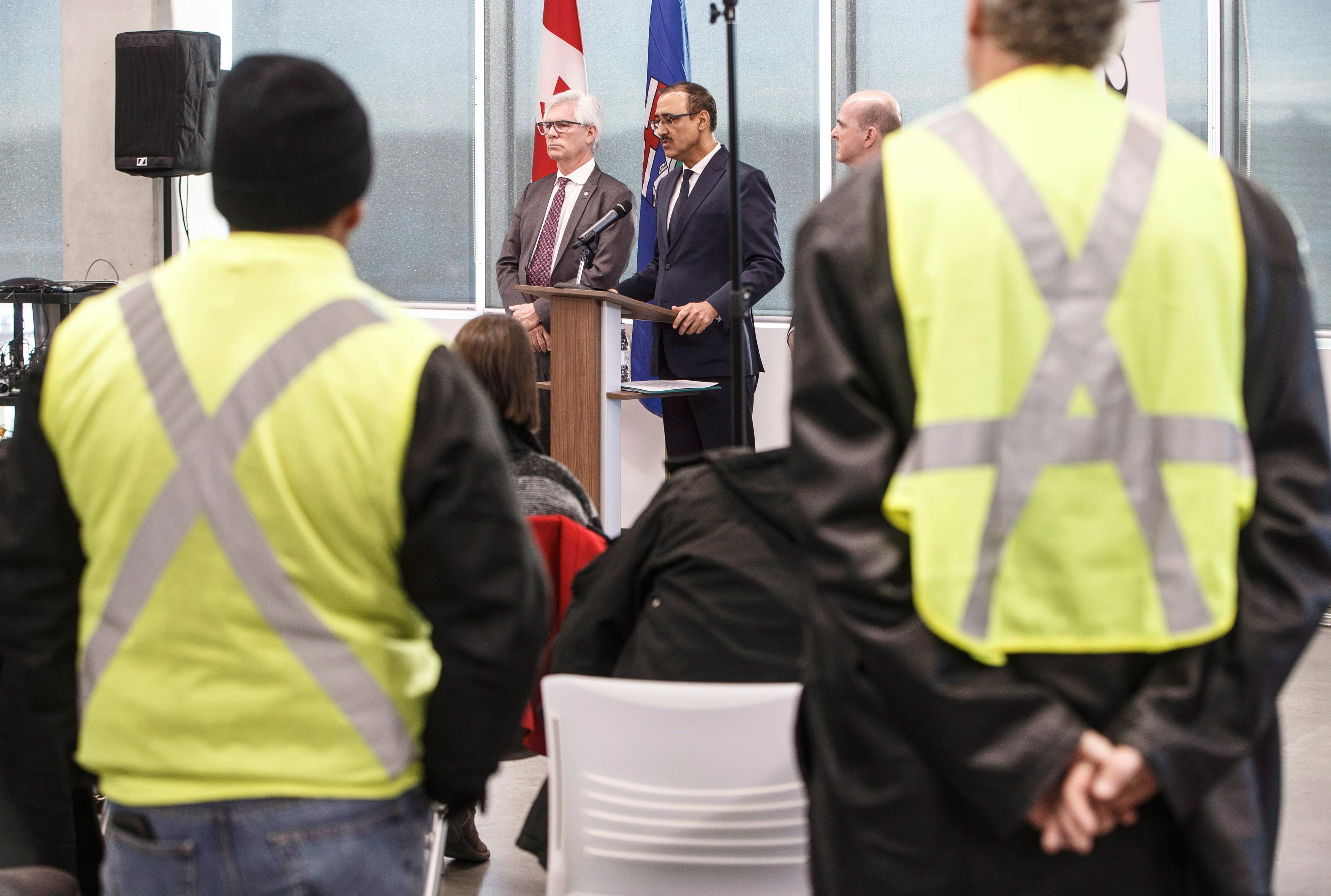 Ottawa's offer of financial aid for Alberta's oil industry falls flat