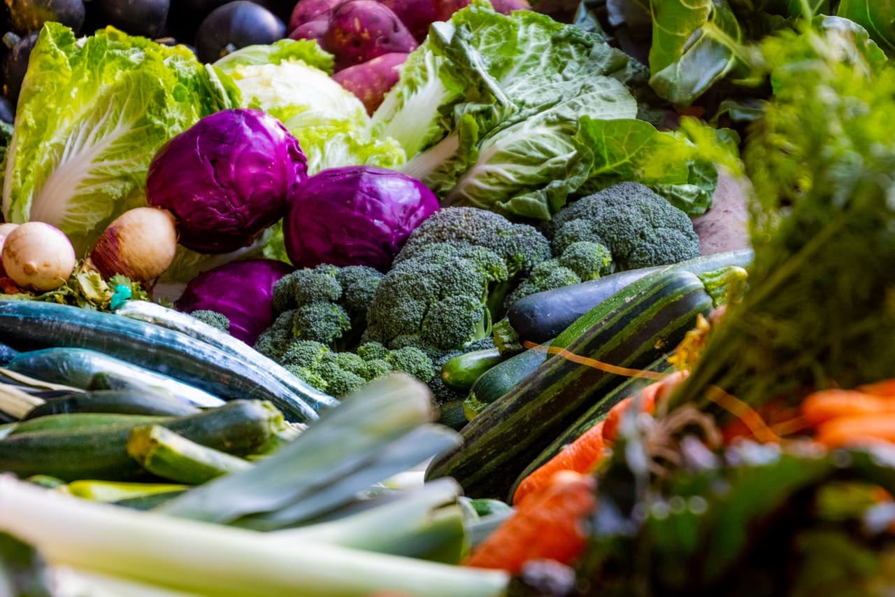 The new Canada Food Guide highlights the biggest obstacle to healthy eating—poverty
