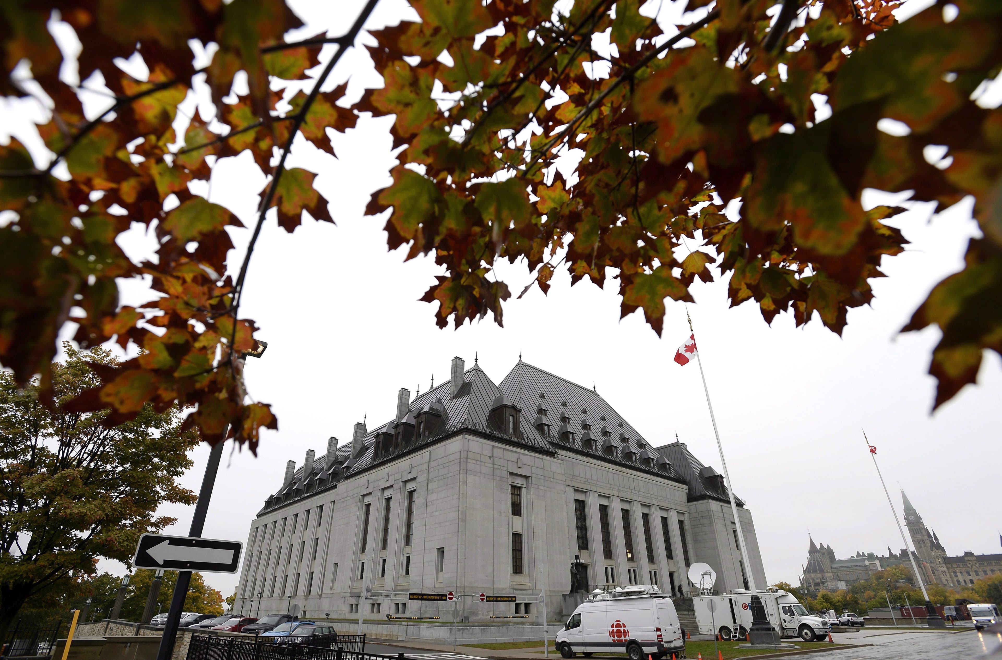 How to change the channel on SNC-Lavalin? Let's attack a judge!