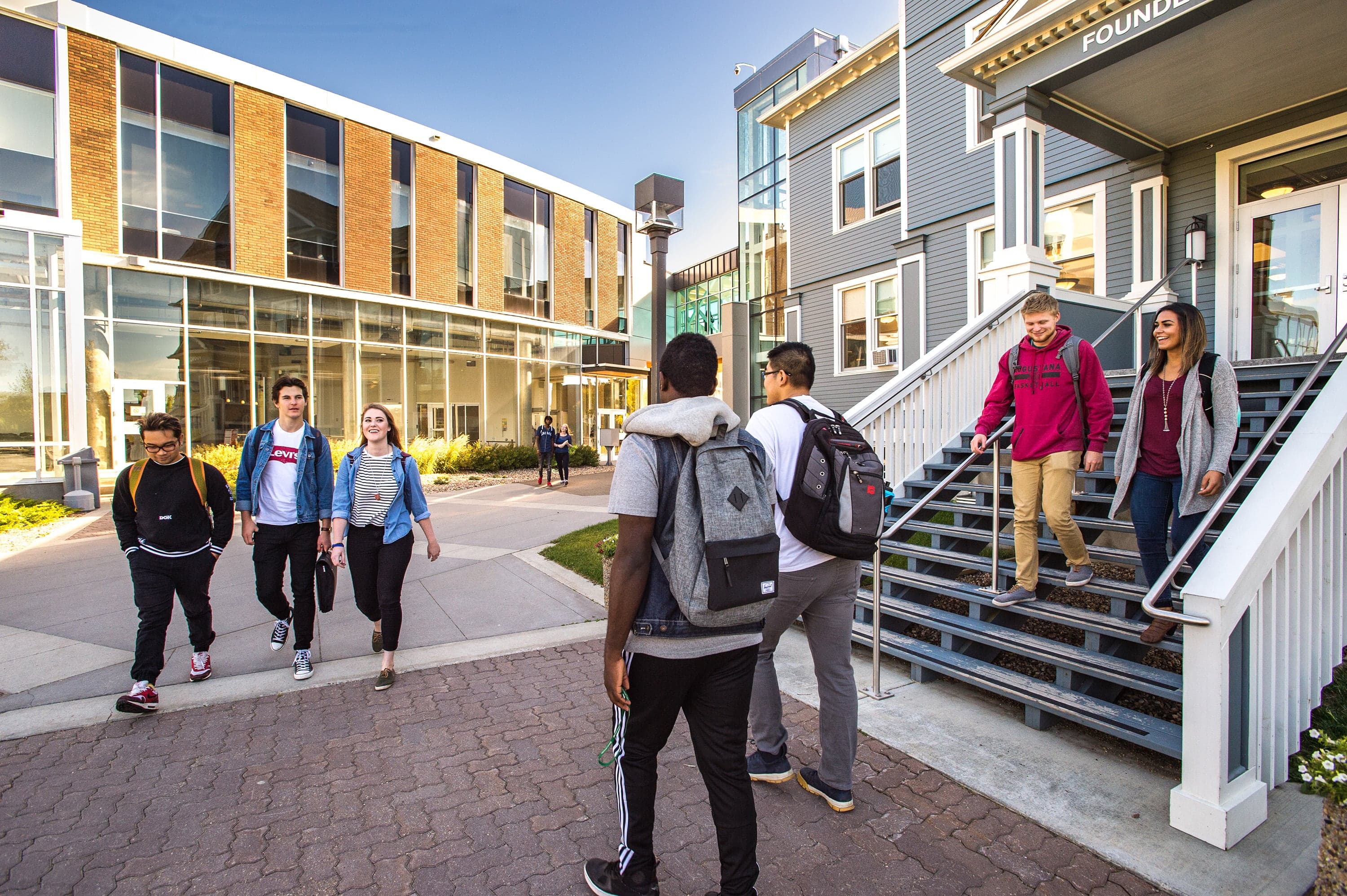 University of Alberta: student life on campus