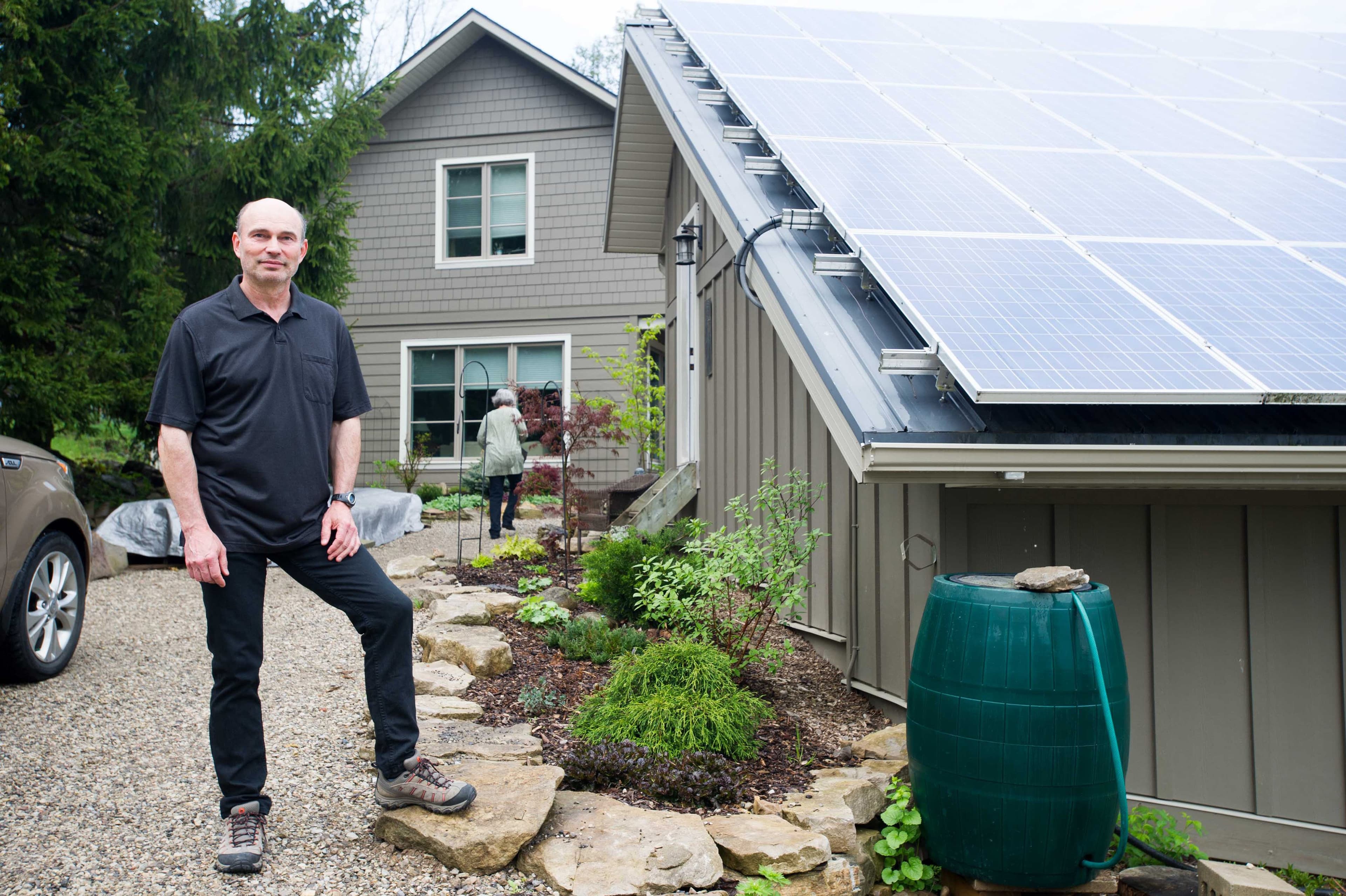 This Ontario town is trying to be Canada's first carbon-neutral community