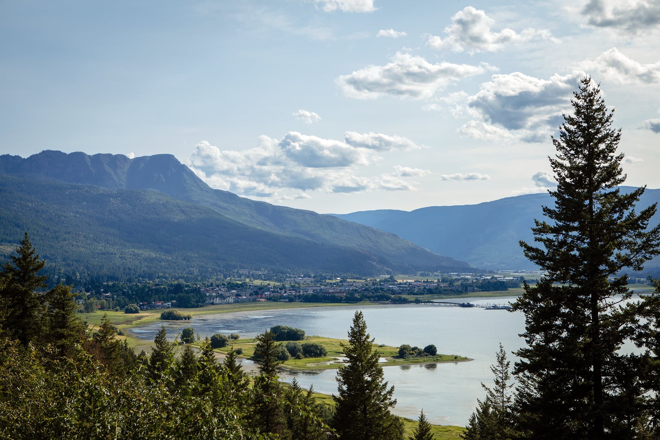 Supercharged small towns are offering an attractive alternative to big-city living