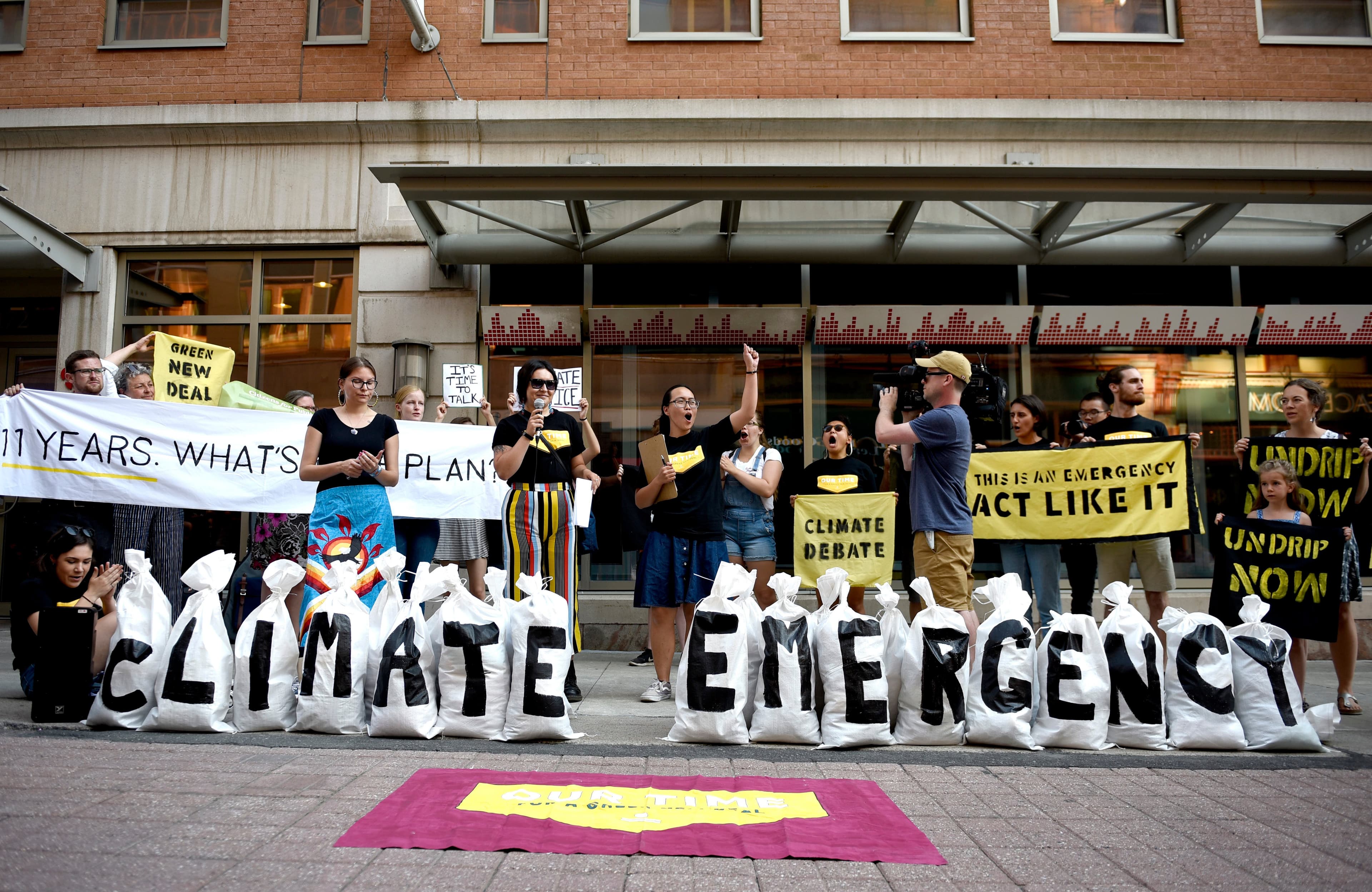Canadians in every riding support climate change action