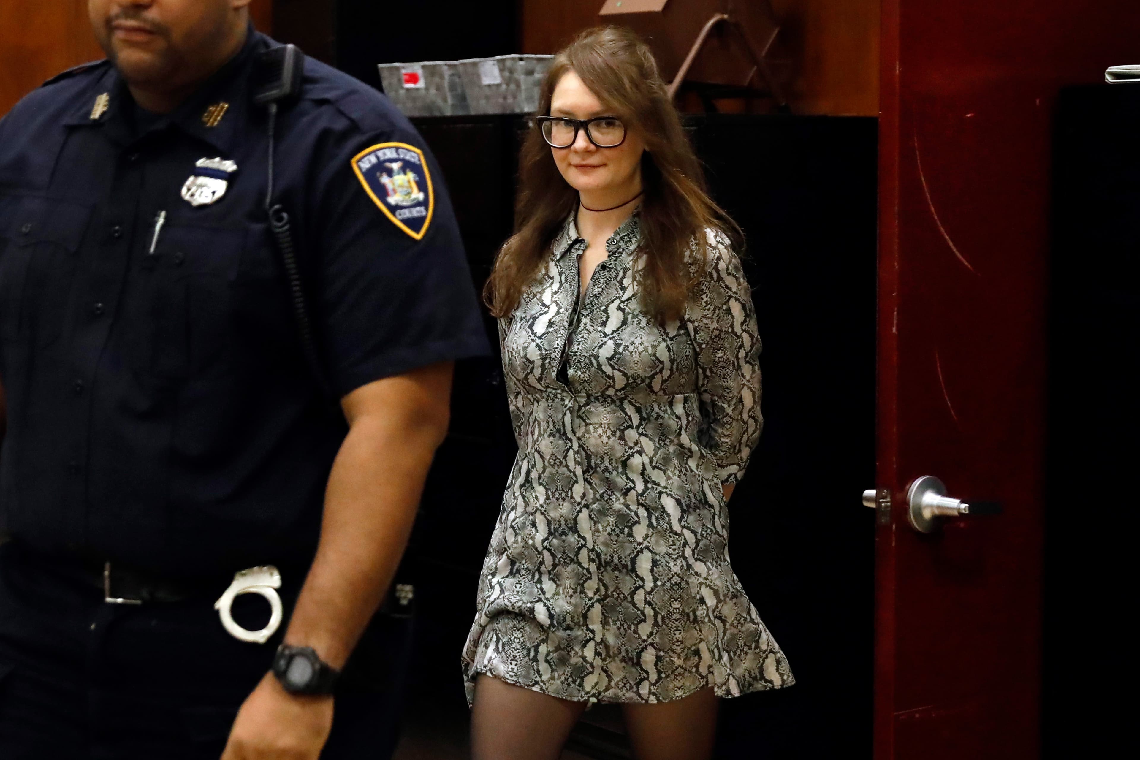 Anna Sorokin returns from a recess during her trial at New York State Supreme Court, in New York, Monday, April 22, 2019. Sorokin, who claimed to be a German heiress, is on trial on grand larceny and theft of services charges. (Richard Drew/CP)