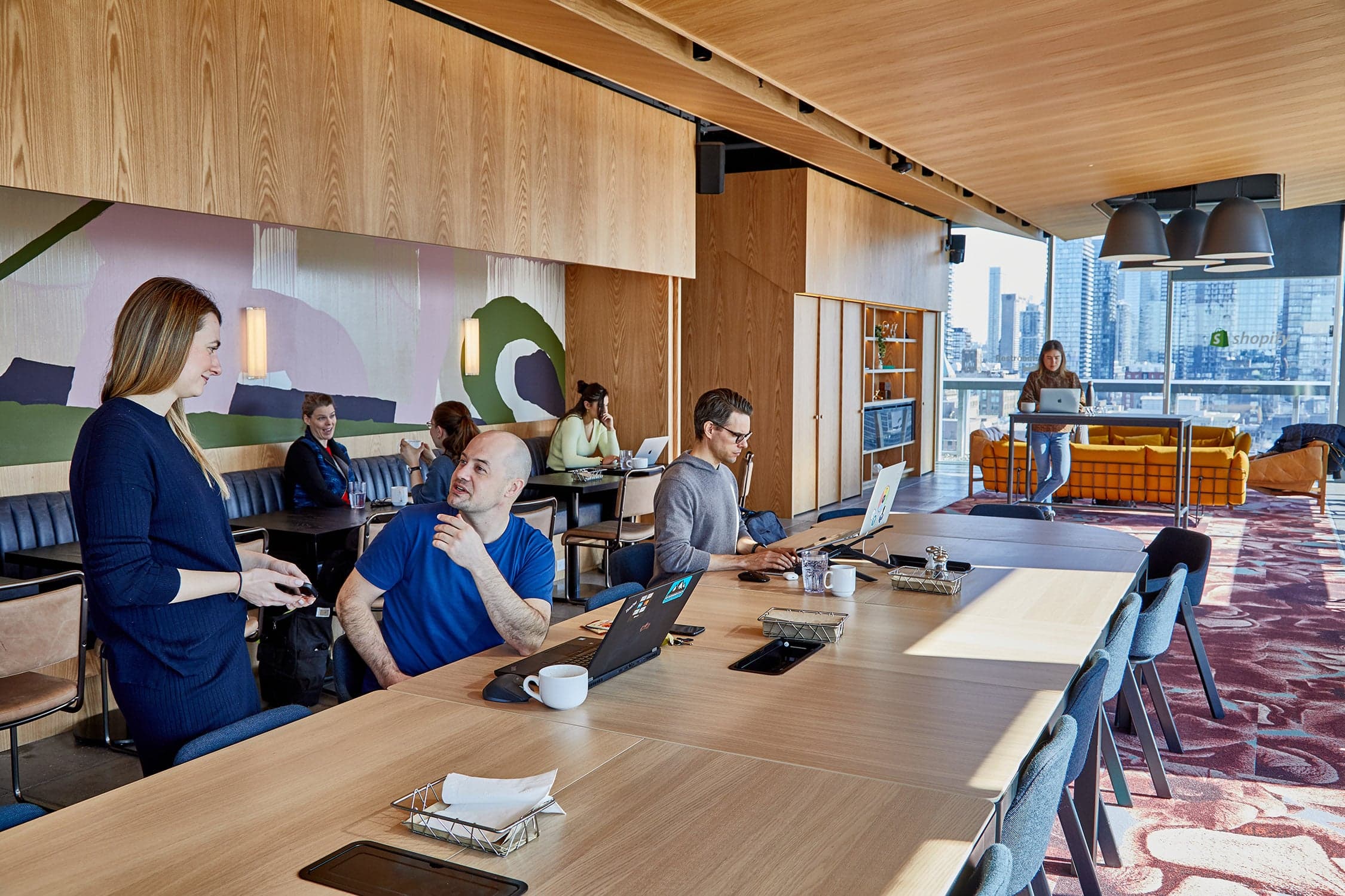 Office workers want a return to the cubicle