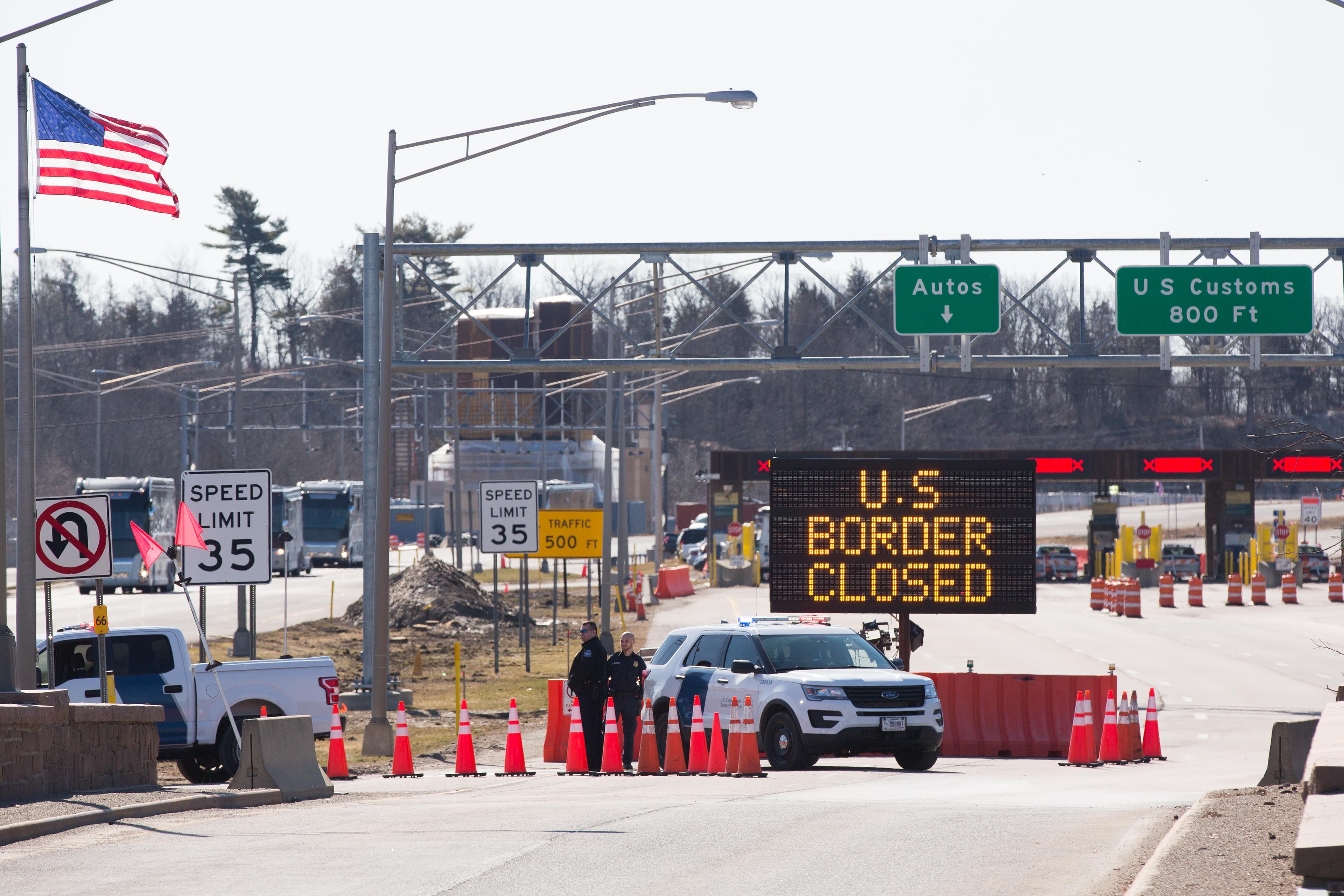 Canada fends off an American proposal to send troops near the border
