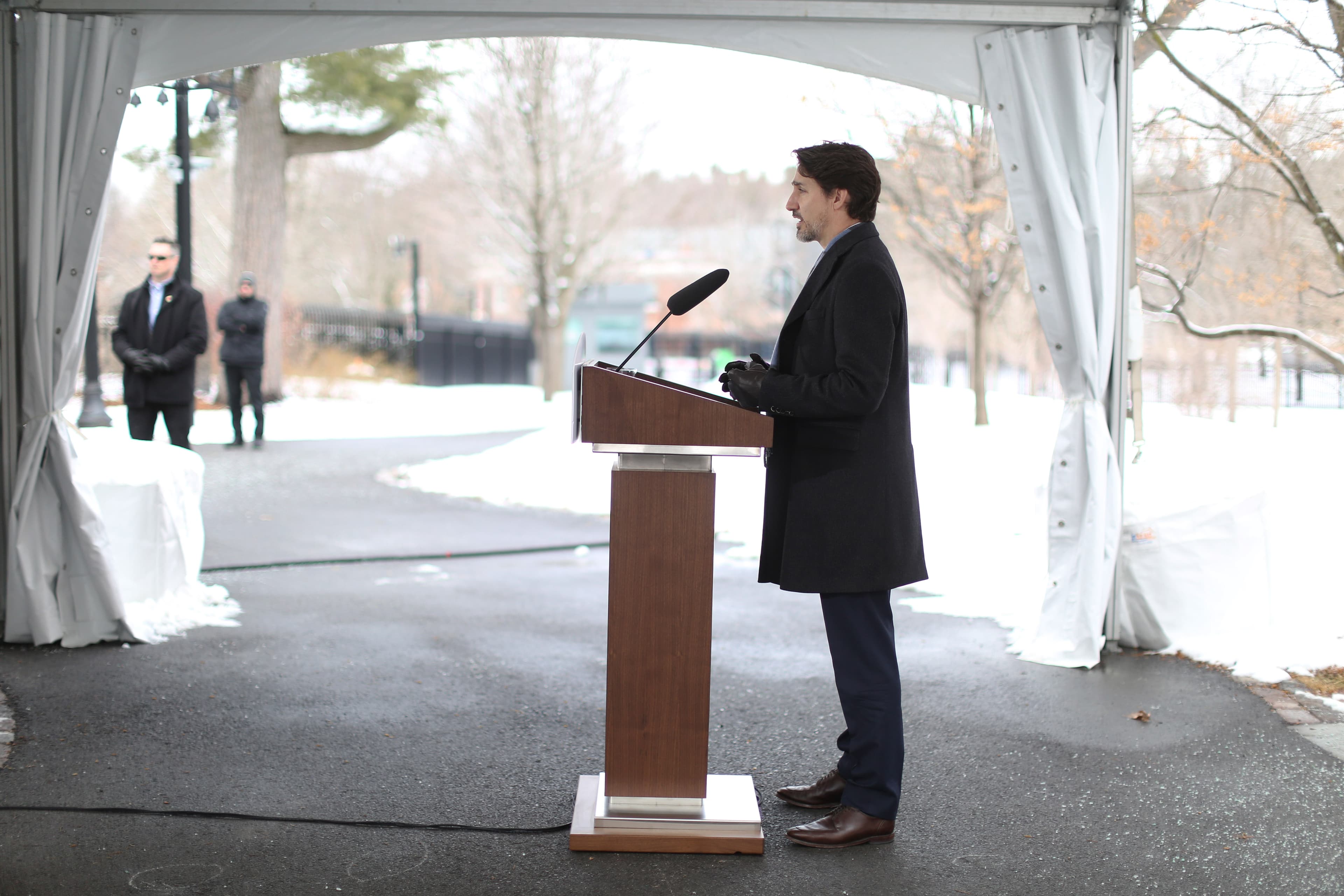 Trudeau's March 27 coronavirus update: Full replay