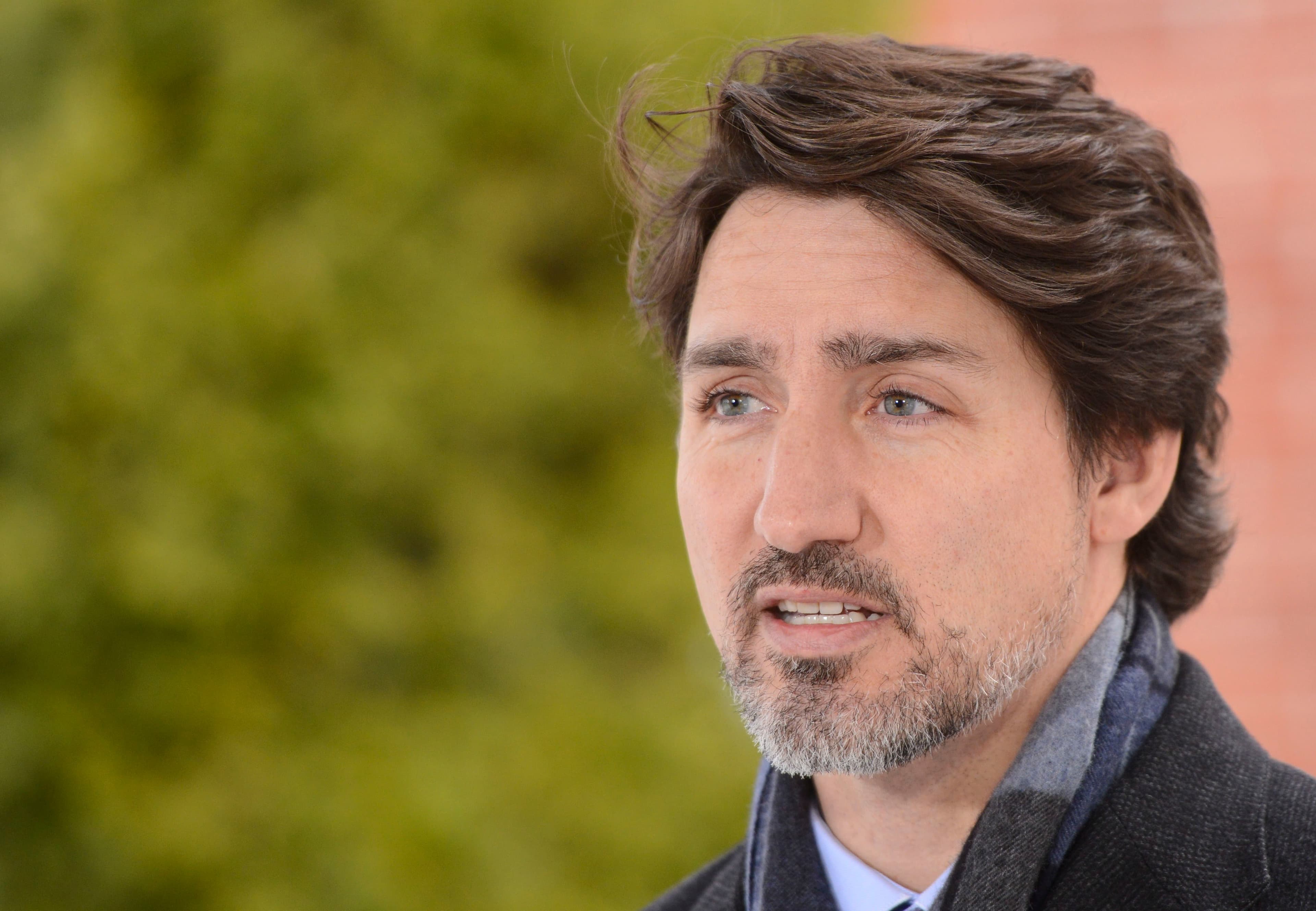 Trudeau's April 17 coronavirus update: Full replay