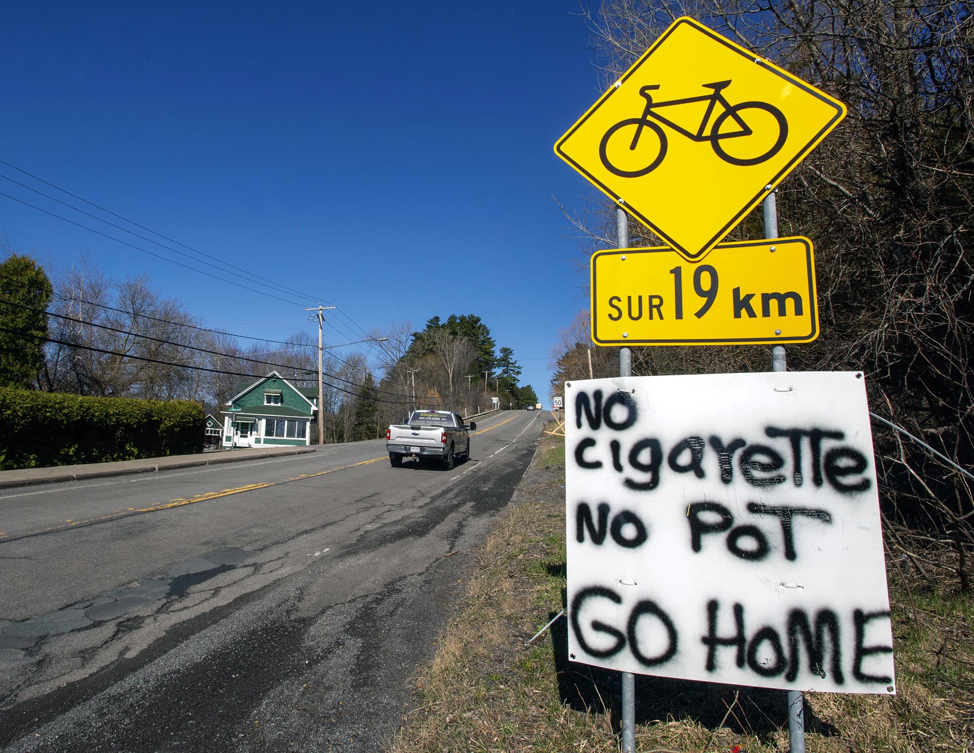 Kanesatake, west of Montreal, closed businesses in its territory in March to discourage visitors (Ryan Remiorz/CP)