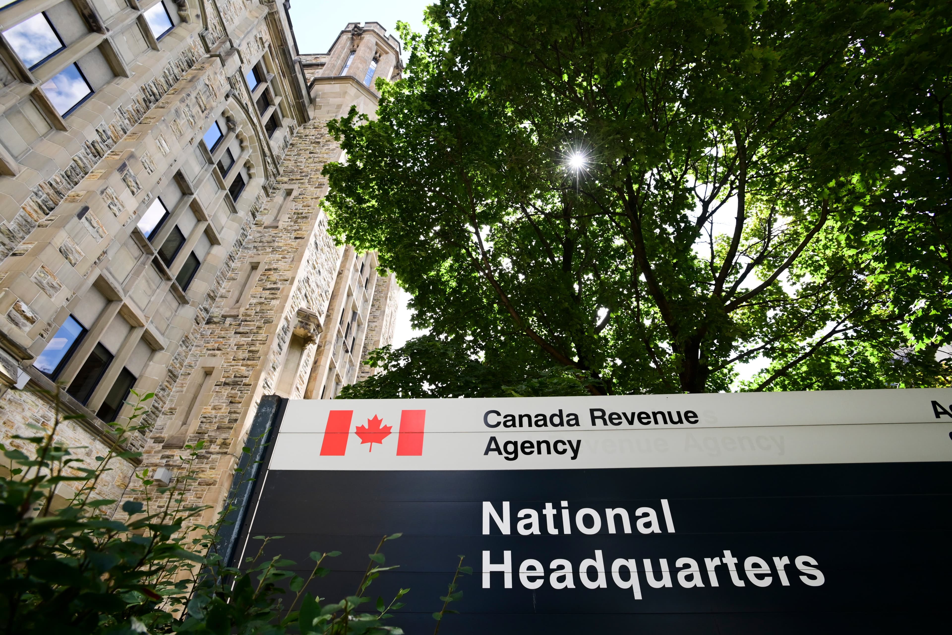 Working from home thanks to COVID-19? The CRA has a new deduction for you.