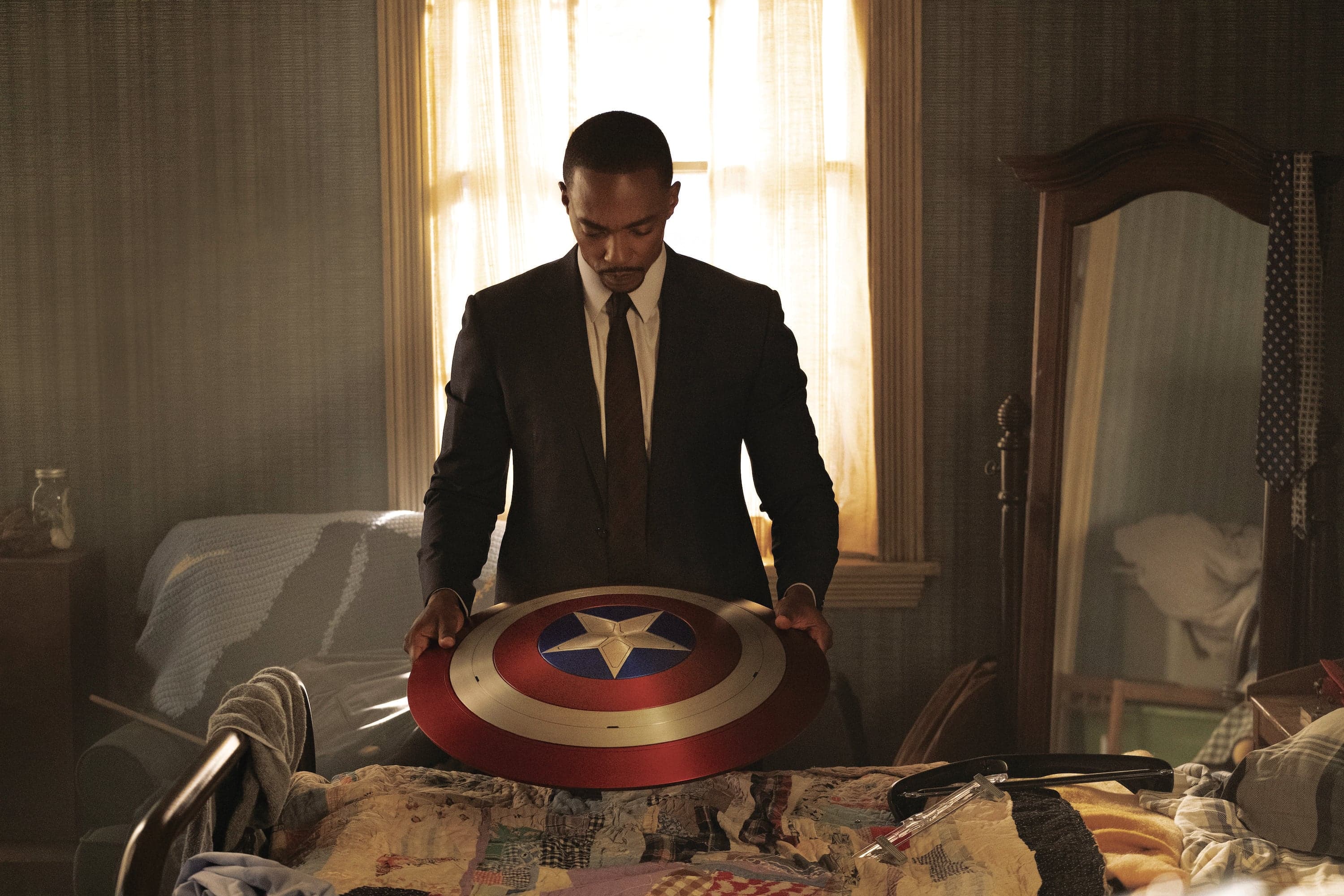 Anthony Mackie stars as Falcon/Sam Wilson in Marvel Studios' 'The Falcon and the Winter Soldier.' (Courtesy of Chuck Zlotnick/Marvel Studios)