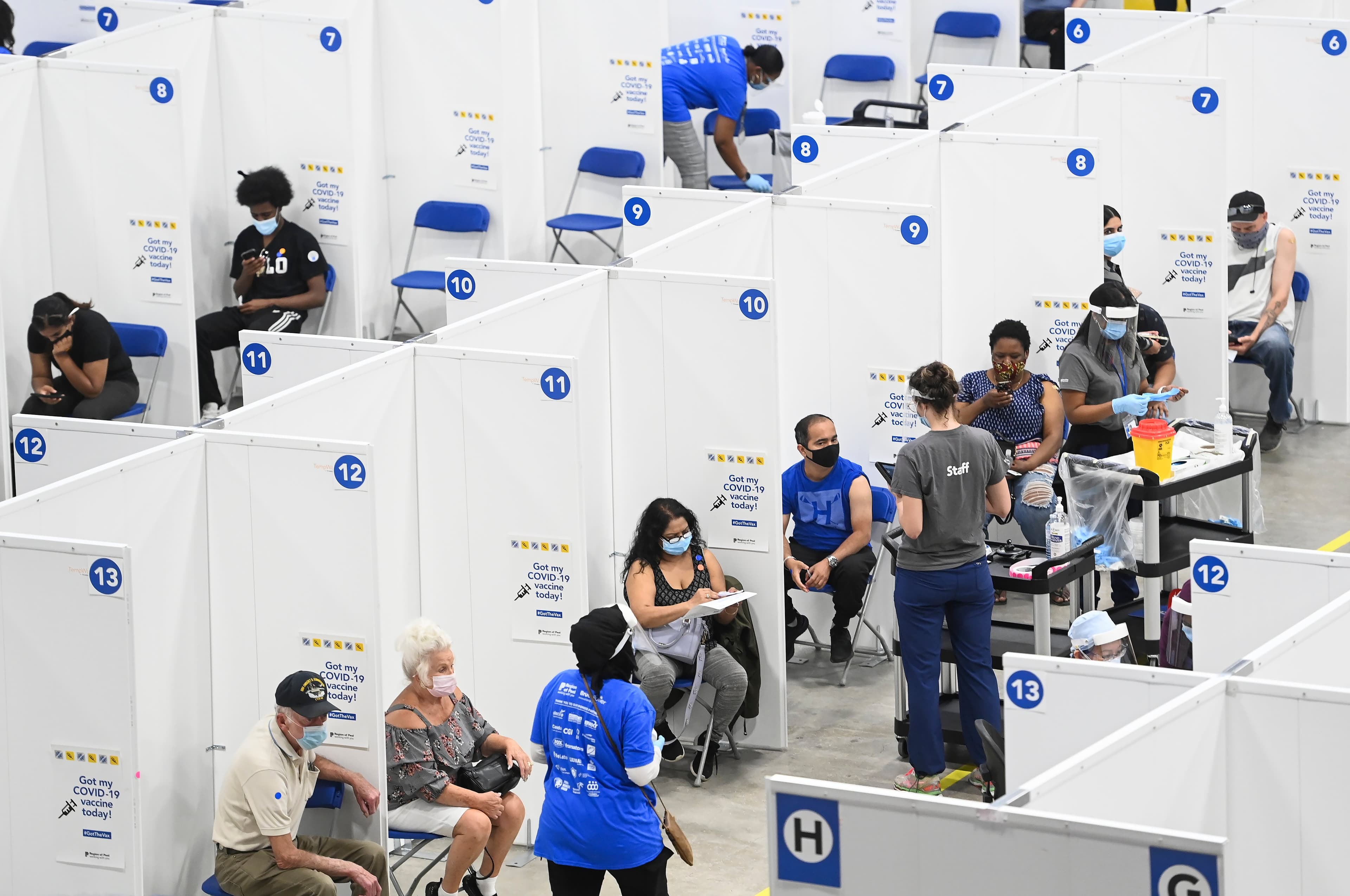 These happy data warriors do a better job charting the pandemic than your government
