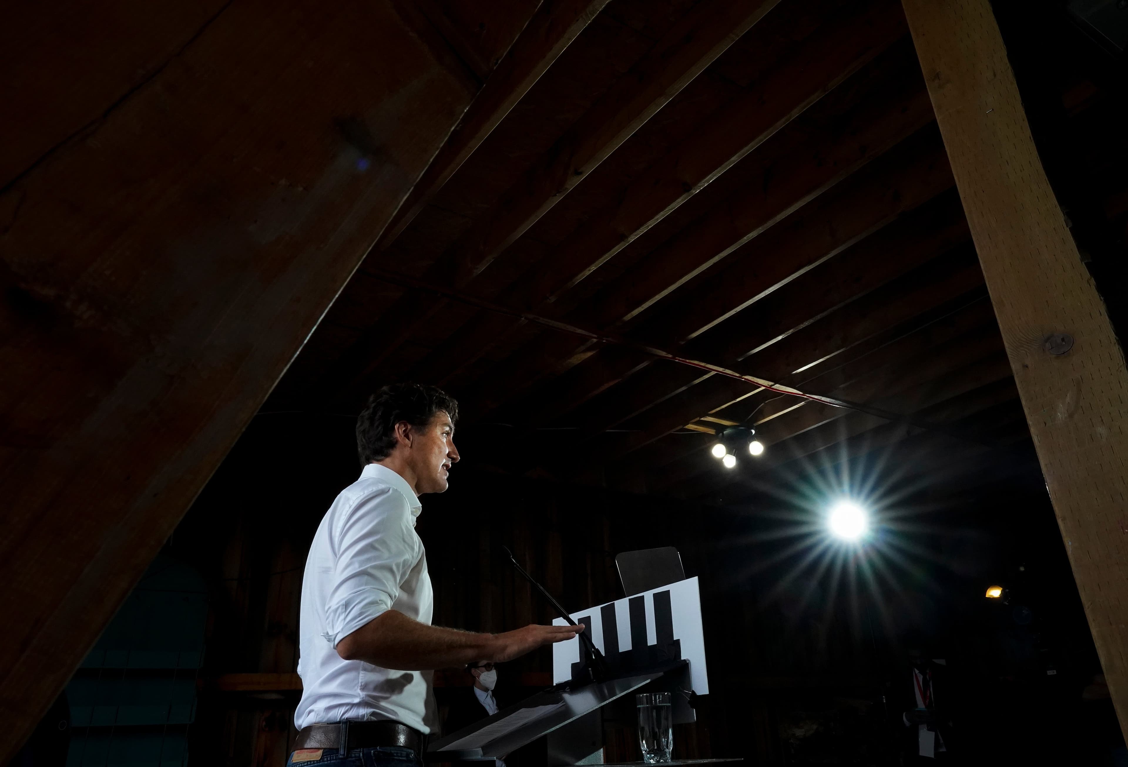 Federal election 2021: Beware the ‘deplorables’ strategy