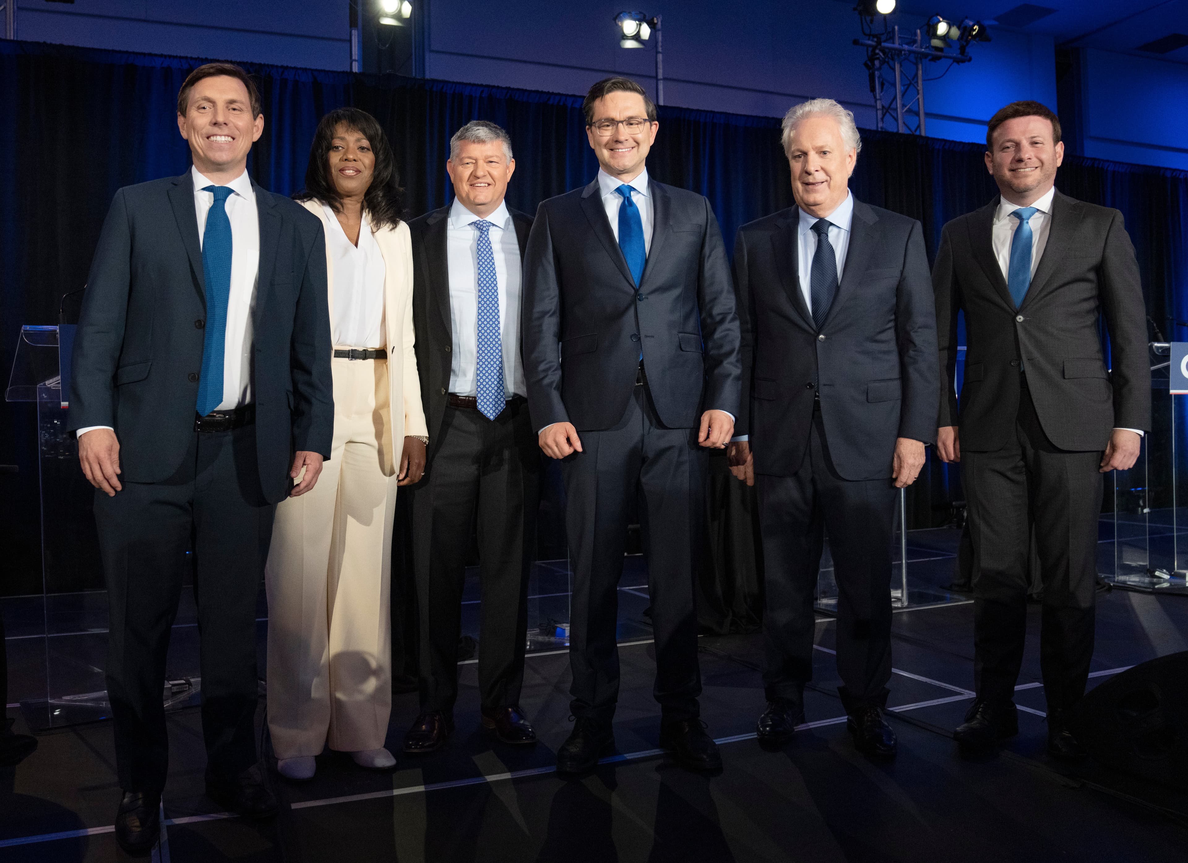 Public lukewarm on Liberal-NDP accord