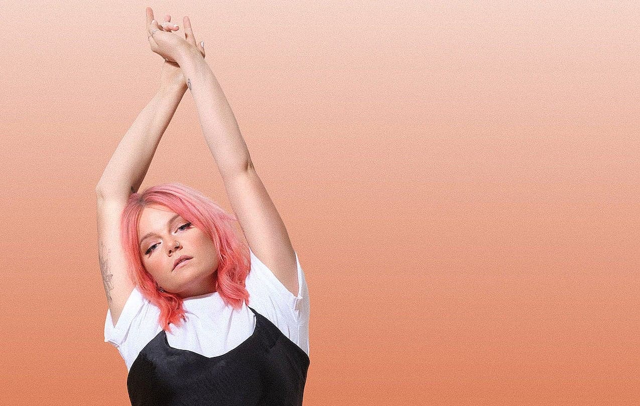 Canadian pop newcomer Jessia is rising to new heights