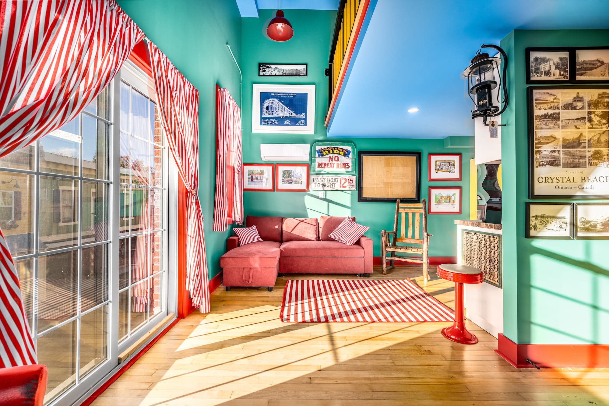 This new Ontario hotel has an outrageous amusement park theme