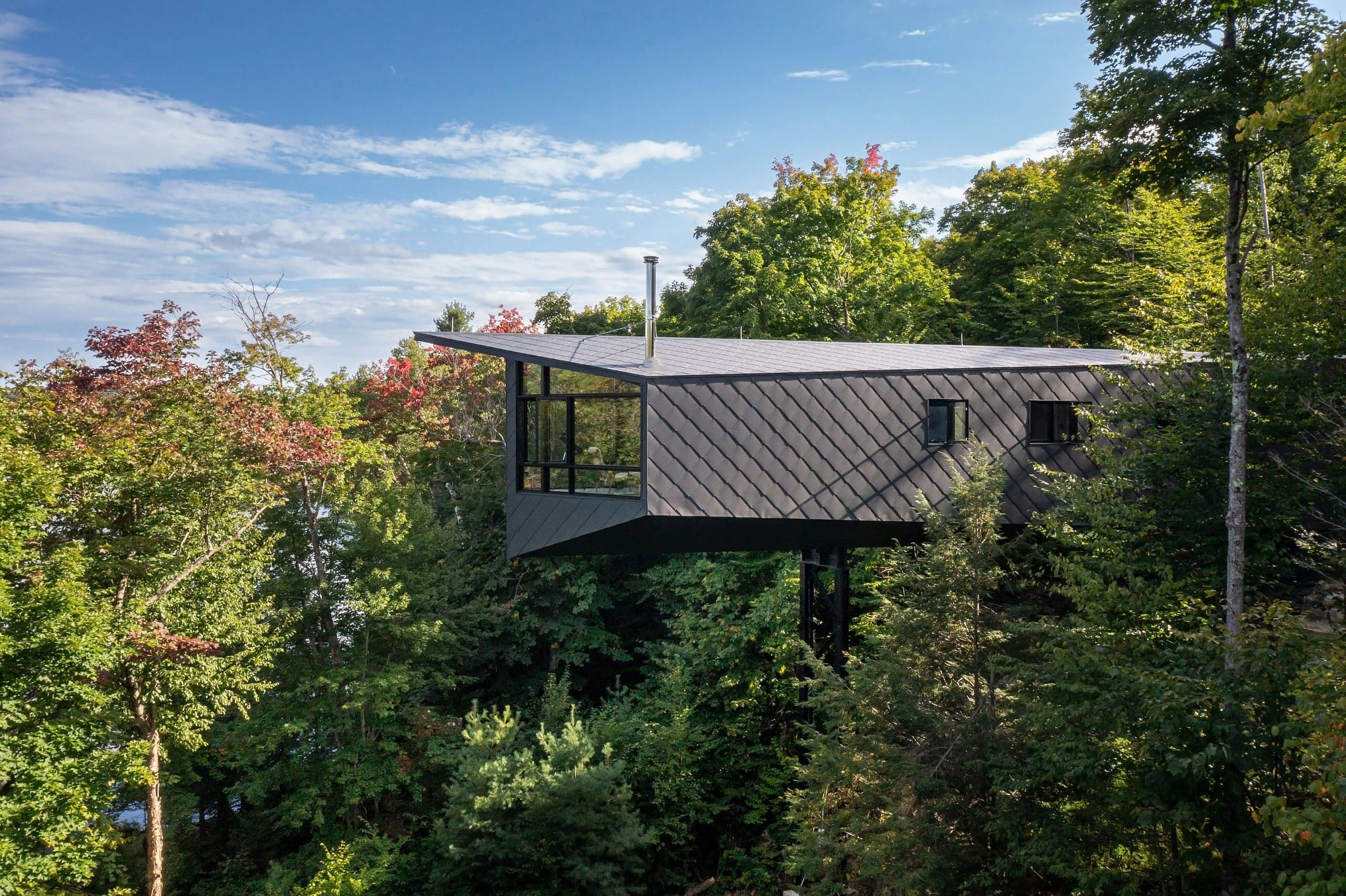 An Ottawa couple built their dream treetop getaway in Quebec