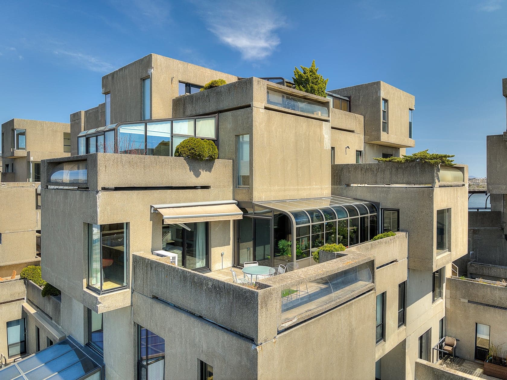 Inside a funky Habitat 67 apartment on the market for $1.4 million