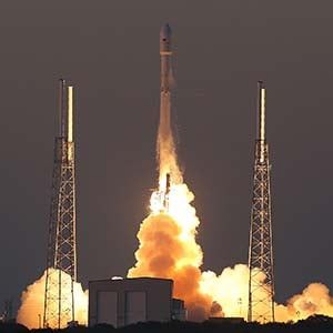SpaceX Falcon9 blasts off