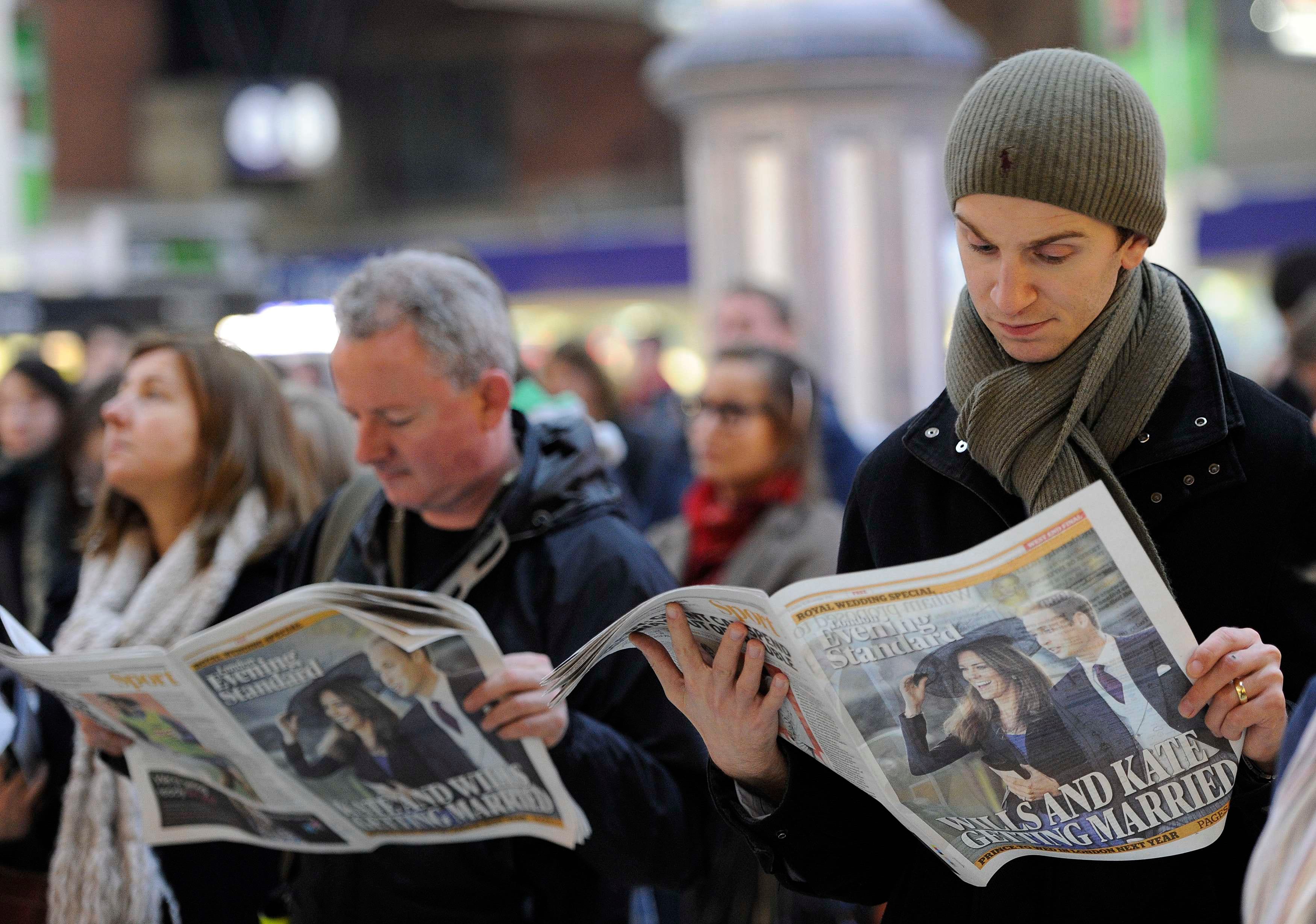 The Evening Standard announces the royal engagement