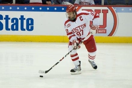 BU hockey player by Marcusvfx on Wikimedia Commons