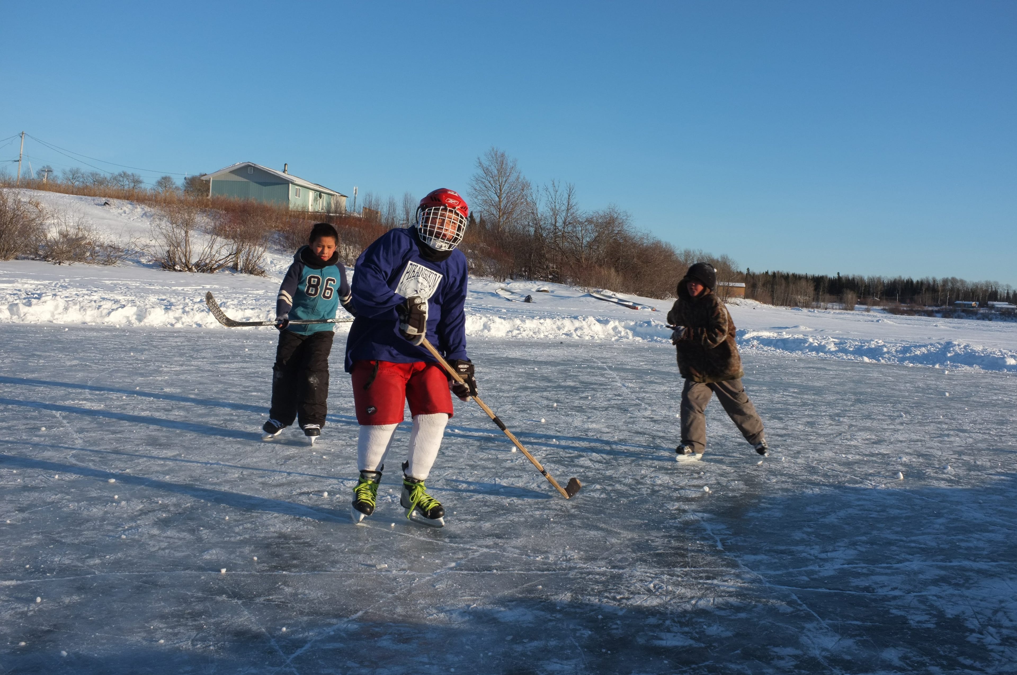 Pikangikum hockey