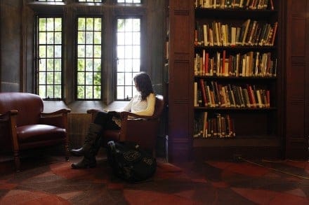 University of Toronto English student Cassandra Lopes reads at the Hart House Library (Jessica Darmanin)