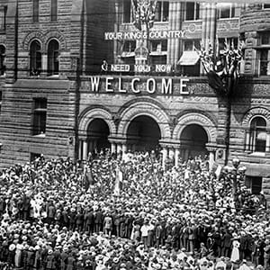 Hulton-Deutsch Collection/Corbis