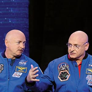MAC35_ASTRONAUTTWINS_FEATURE