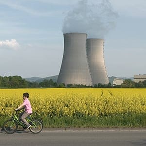 MAC42_NUCLEAR01_FEATURE