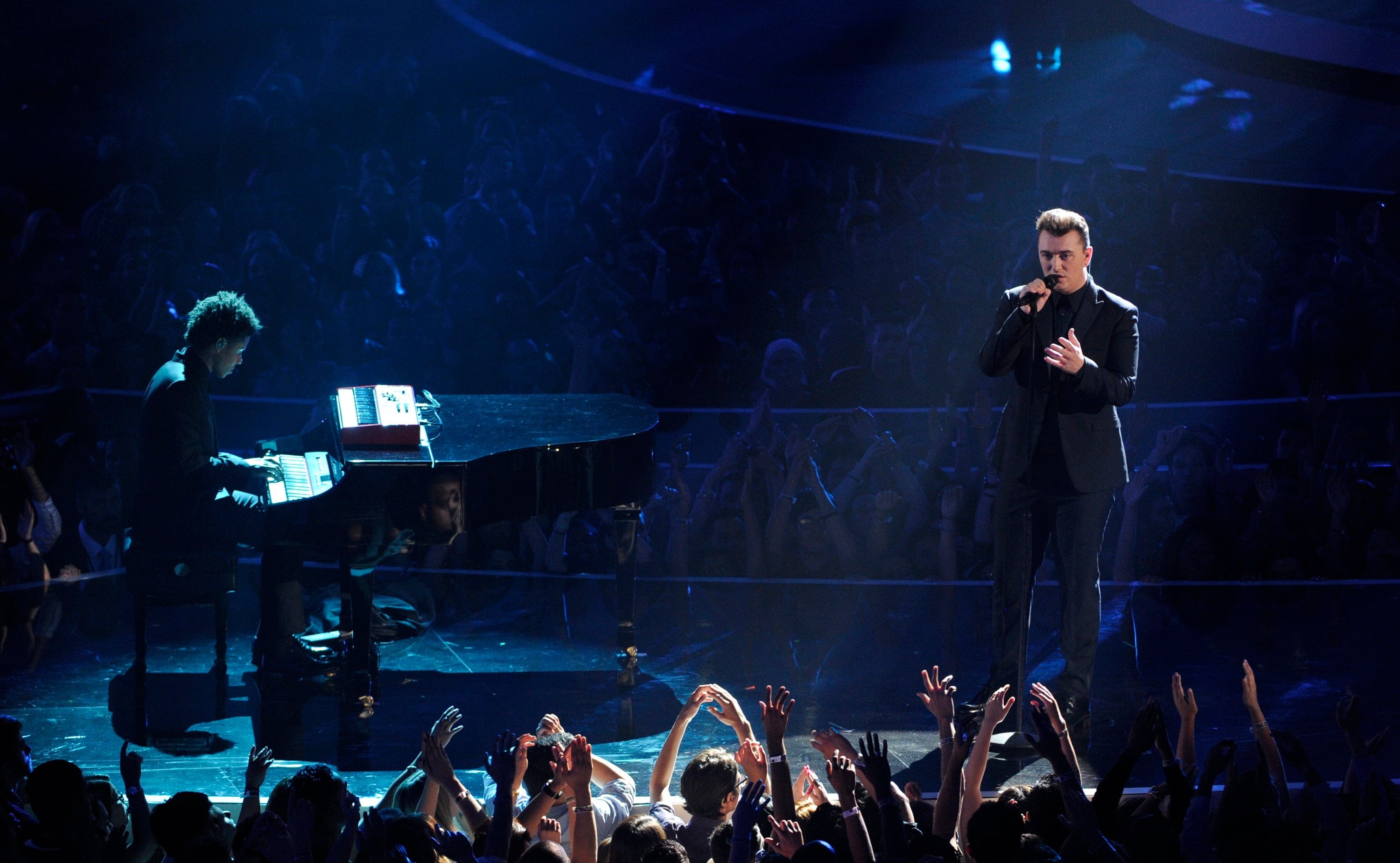 Sam Smith performs at the 2014 MTV Video Music Awards. (Chris Pizzello/Invision/AP)