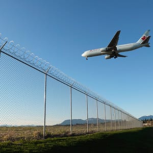 Air Canada Boeing 767-300ER (C-GHLT)