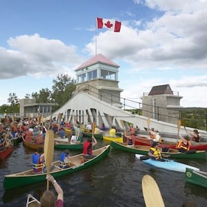 TRAVEL Ptbo Lift Lock 20090810