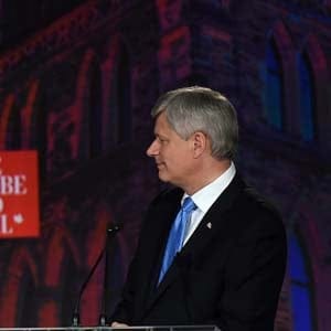 NDP leader Tom Mulcair, left, makes a point to Conservative leader Stephen Harper at the Globe and Mail hosted  leaders' debate Thursday, September 17, 2015  in Calgary. (Sean Kilpatrick/CP)