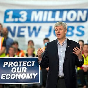 Conservative Leader Stephen Harper speaks to supporters while campaigning Tuesday, September 22, 2015  in Winnipeg. Ryan Remiorz/CP