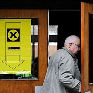 A voter enters a polling station for the Federal Election in Toronto, May 2, 2011. (Mark Blinch/Reuters)