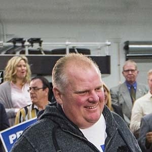 Former Toronto Mayor and current city Councillor Rob Ford arrives to show support for Canada's Prime Minister and Conservative leader Stephen Harper at a campaign rally at William F. White International Inc, a stage lighting equipment supplier in Etobicoke, a suburb of Toronto, October 13, 2015.  Ford, was a larger-than-life figure who made international headlines with his admission that he smoked crack cocaine while he was Toronto Mayor, arrived wearing a sweatsuit to remain comfortable while he recovers from surgery to remove a cancerous tumour in his abdomen earlier this year. Canadians will go to the polls for a federal election on October 19. (Mark Blinch/Reuters)