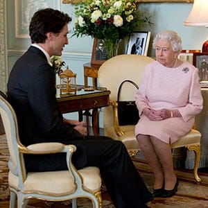 Prime Minister of Canada Justin Trudeau meets Britain's Queen Elizabeth II during a private audience at Buckingham Palace, London, Wednesday Nov. 25, 2015. (Yui Mok/PA/AP/CP)