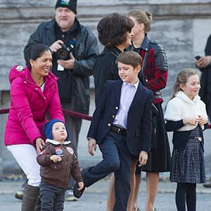 Margaret Trudeau with her grandchildren Hadrian, Xavier and Ella-Grace Trudeau, Ottawa, Ont., on Nov. 4, 2015. (Lars Hagberg/CP)