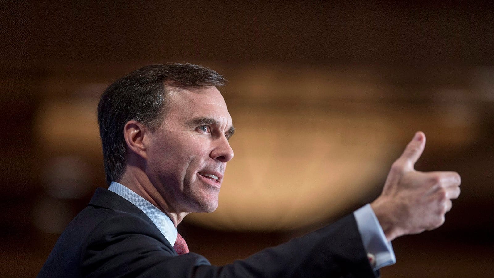 Finance Minister Bill Morneau delivers a speech, Tuesday, January 12, 2016 in Montreal. Paul Chiasson/CP